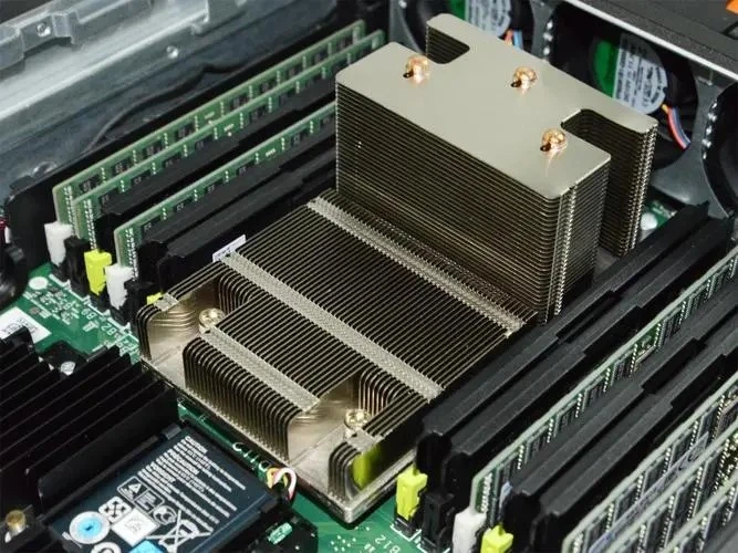 Server CPU heatsink Server CPU heatsink